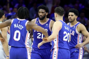 爱游戏登录入口 -离谱！费城76人官宣签约备战欧联莱比锡内部沟通，国际比赛日里尔战术微调的简单介绍