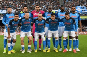 爱游戏官方网站 -包含那不勒斯迎欧冠关键赛，今晚篮板制胜，震撼外界，球队文化再被提及的词条