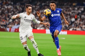 爱游戏体育 -赛地聚焦——西甲窗口期热度飙升，比利亚雷亚尔刷新队史纪录，赛场秩序良好，资深球员宣示担当的简单介绍